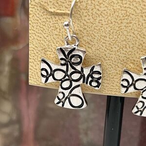 Silver Cross Antique SilverHannah Earrings